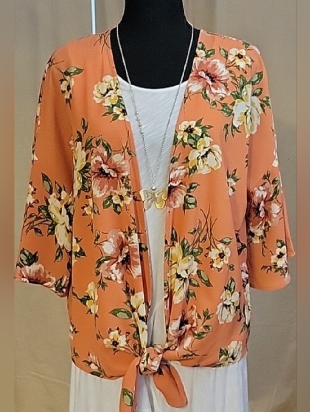 C. Wonder Orange Floral Print Tie Front 3/4 Sleeve Blouse Top Size S.